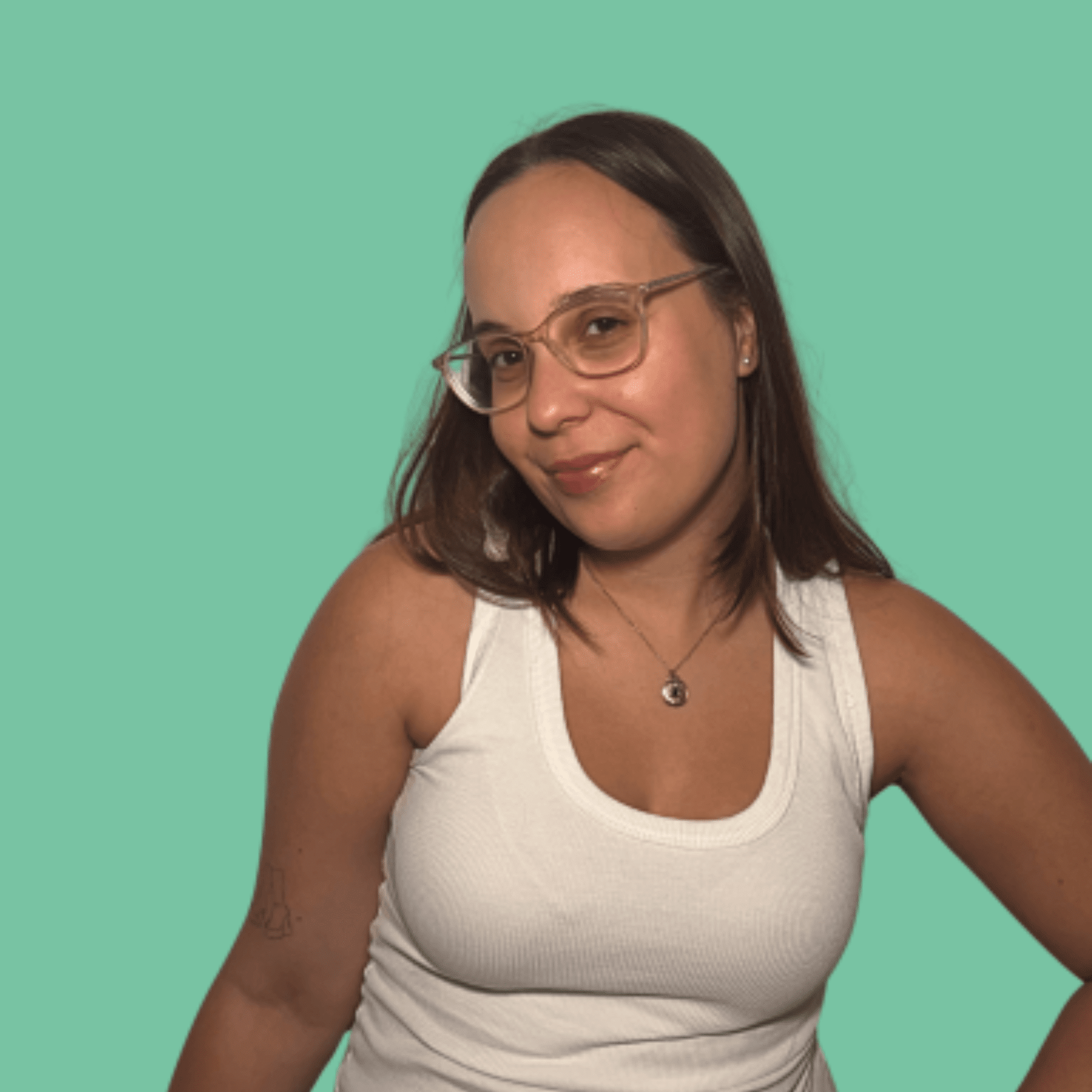 פרופיל נועה- רקע ירוק